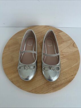 I. Miller Jaritza Little & Big Kid Girls Round Closed Toe Ballet Flats